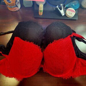 Lot of 2 VS Lined Perfect coverage bras 38c